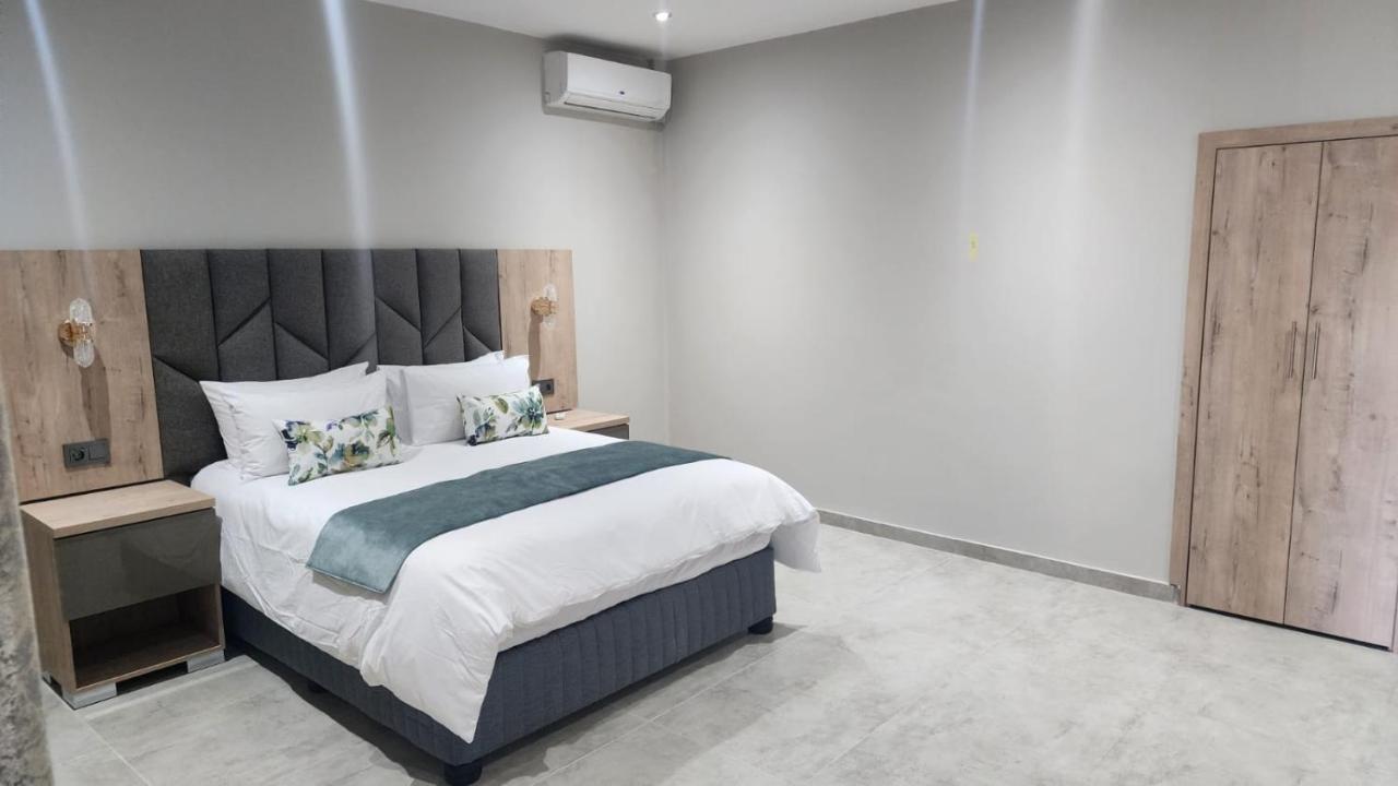 Casa De Luxe Hotel บัลลิโต ภายนอก รูปภาพ
