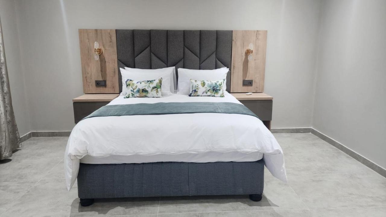 Casa De Luxe Hotel บัลลิโต ภายนอก รูปภาพ