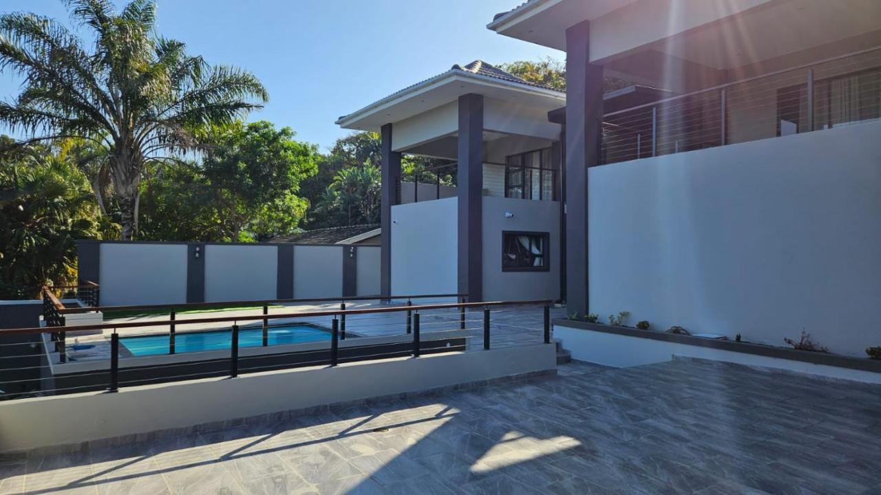 Casa De Luxe Hotel บัลลิโต ภายนอก รูปภาพ