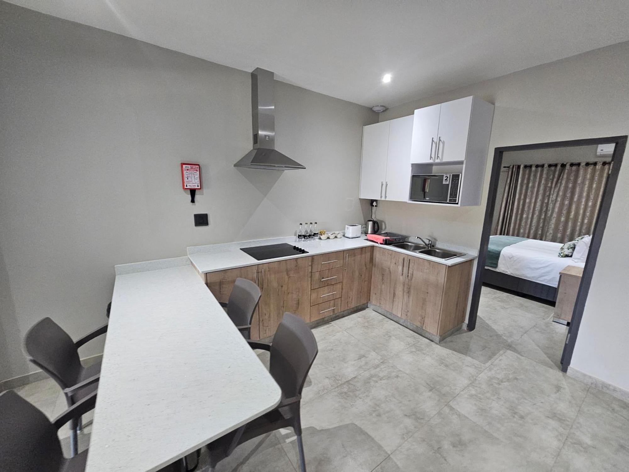 Casa De Luxe Hotel บัลลิโต ภายนอก รูปภาพ